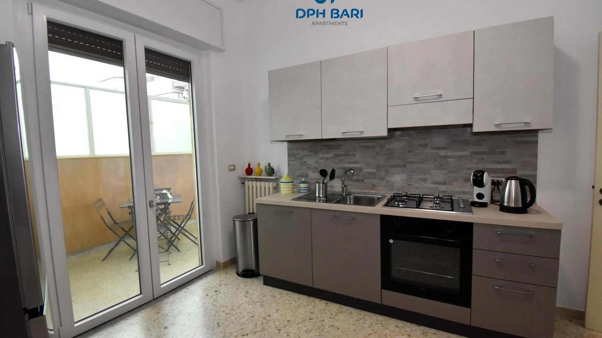 Dph Bari Apartments - Oberdan 0*,  Italy